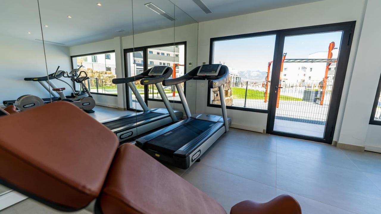 Costa Del Sol Hacienda Apartment มาลากา ภายนอก รูปภาพ
